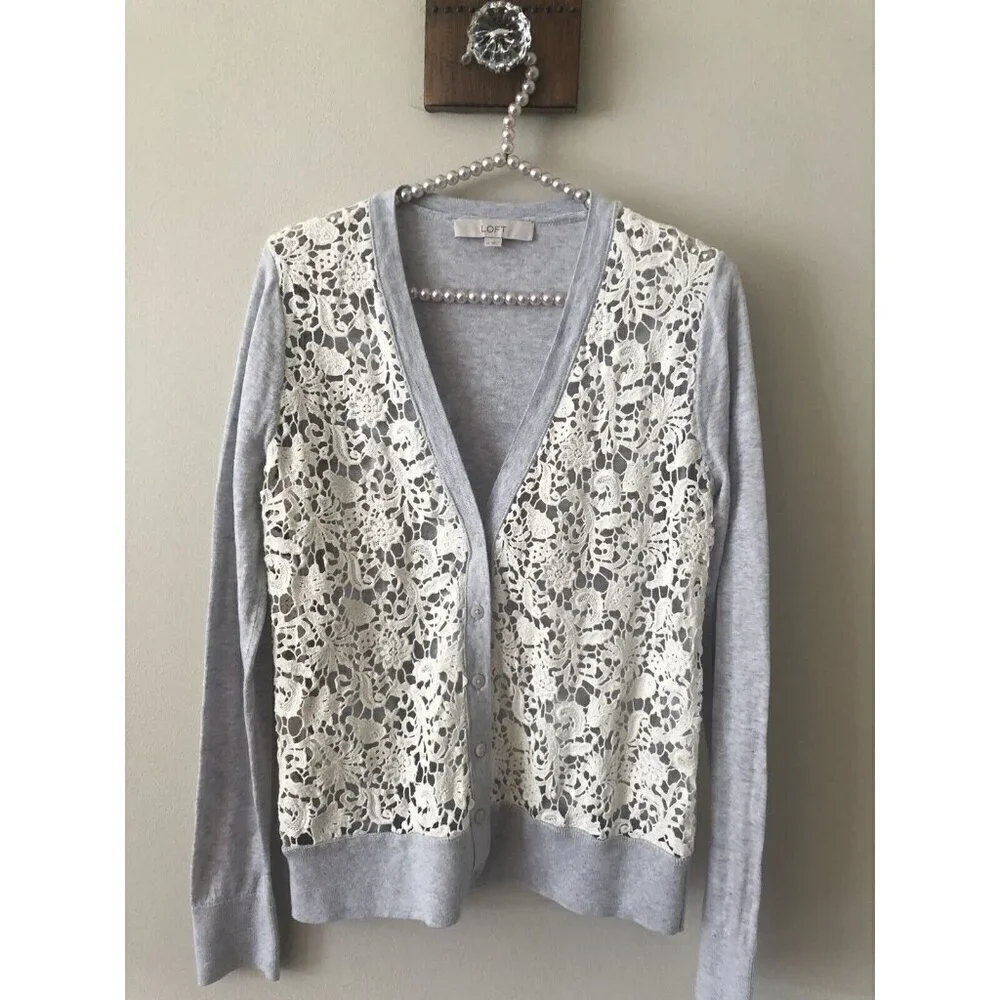 LOFT Womens Size M Cardigan Sweater Button Front Gray White Lace Crochet Front
